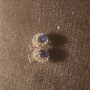 10K White Gold Earings